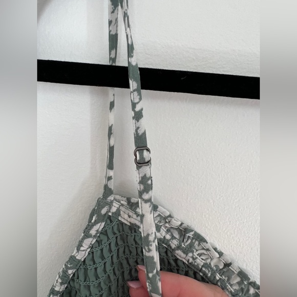 Abercrombie & Fitch Smocked Mini Dress - Picture 3 of 6